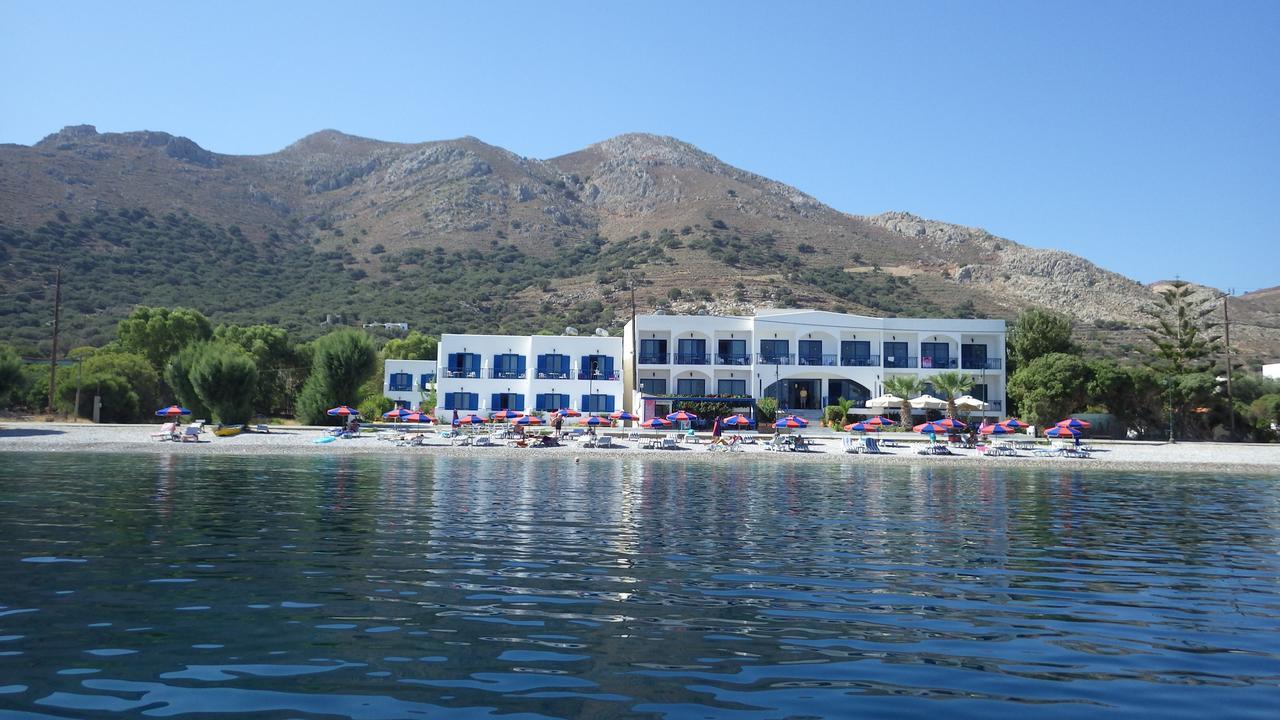 Hotel Eleni Beach Livadia  Eksteriør billede